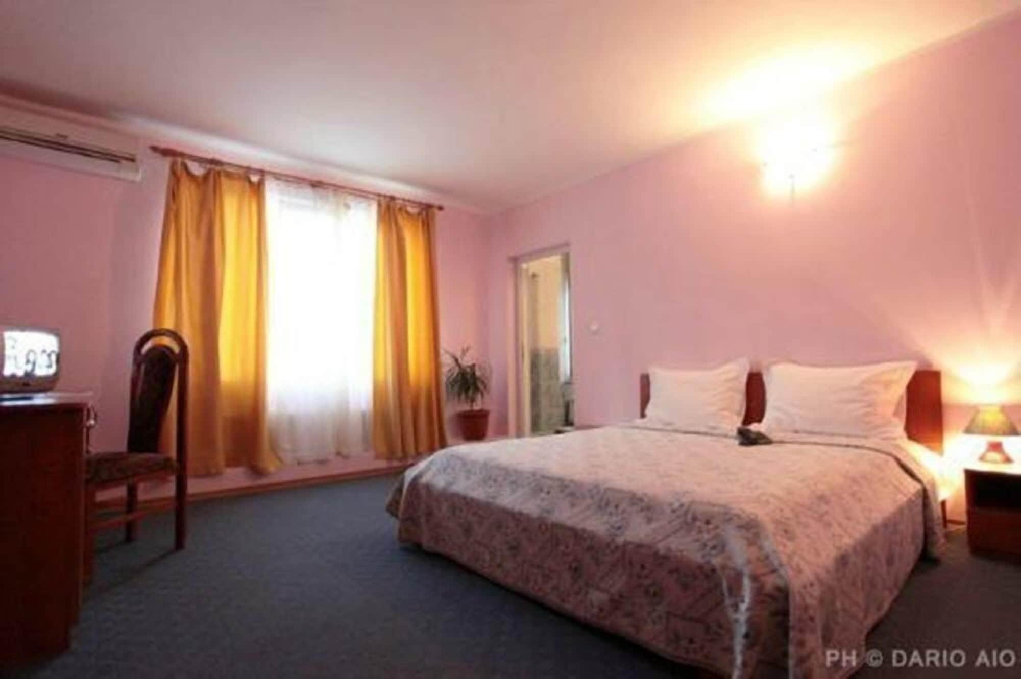 Hotel Adriatico Timişoara Eksteriør bilde